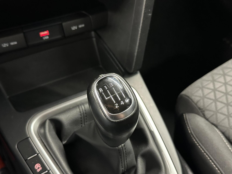 Kia XCeed 1.0 T-GDi ComfortLine CAMERA CARPLAY NAVI CRUISE E — photo 38