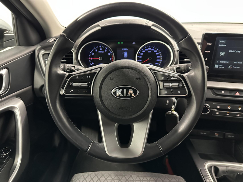 Kia XCeed 1.0 T-GDi ComfortLine CAMERA CARPLAY NAVI CRUISE E — photo 18