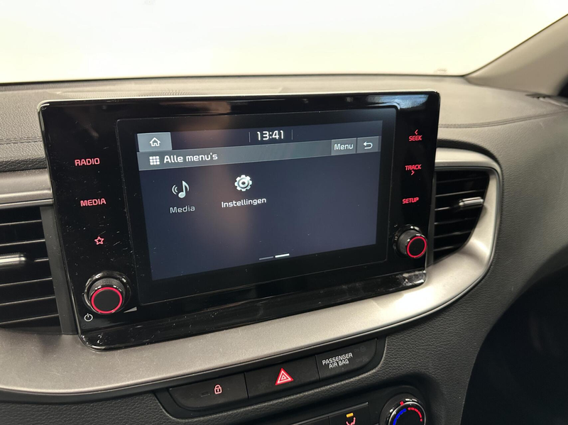 Kia XCeed 1.0 T-GDi ComfortLine CAMERA CARPLAY NAVI CRUISE E — photo 35