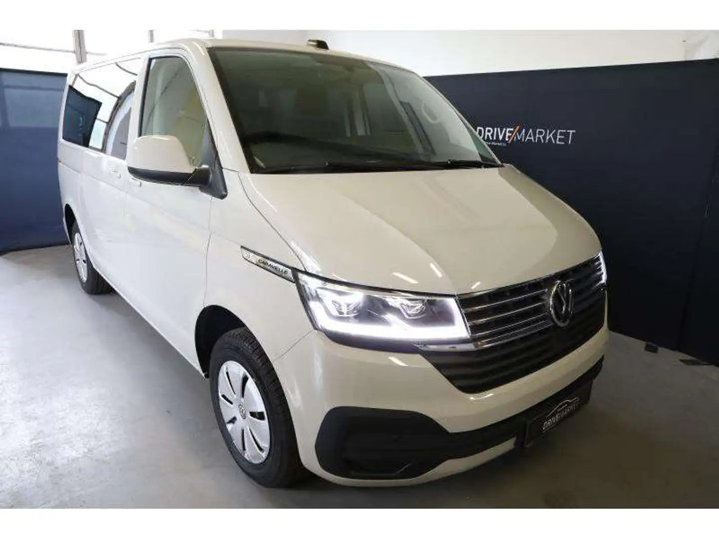 Volkswagen T6.1 Caravelle Comfortline KR 9-S Gris - 1