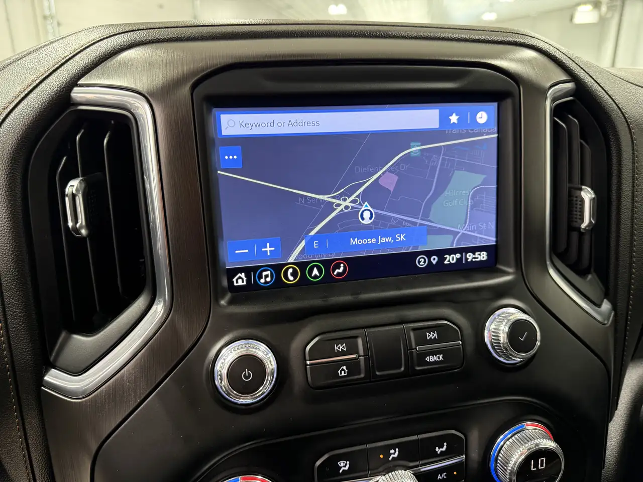 GMC Sierra 3500HD снимка GMC Sierra 3500HD