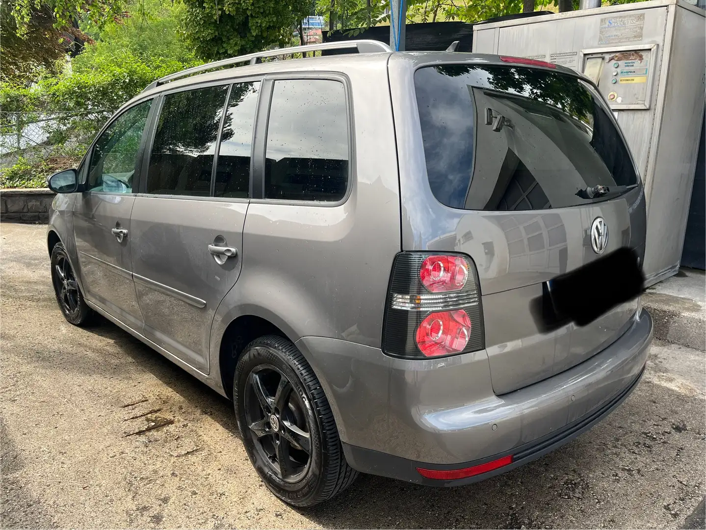 Volkswagen Touran Touran Trendline 1,9 TDI DPF Trendline Grau - 2