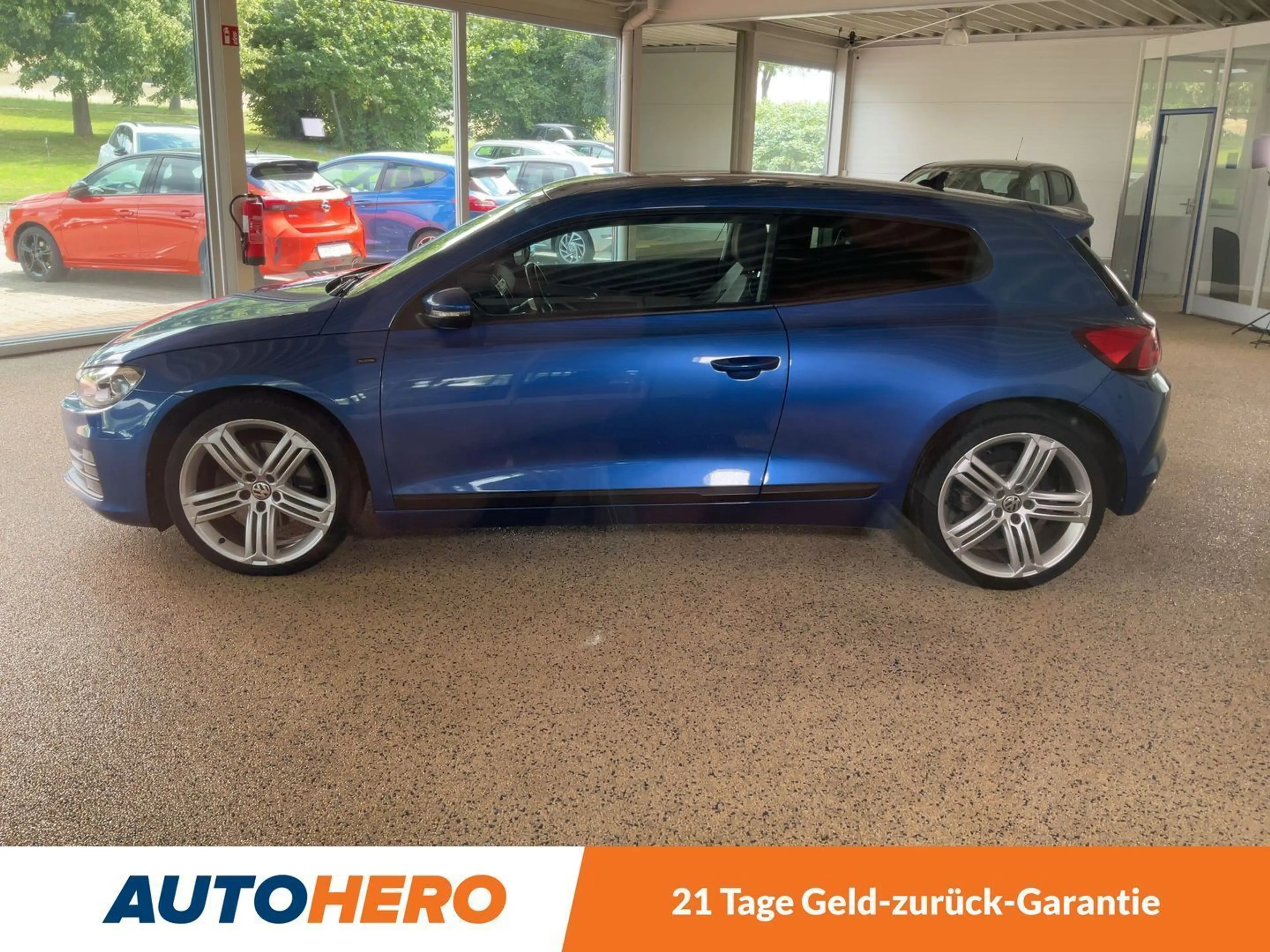 Volkswagen Scirocco 2.0 TSI Allstar BMT Aut.*NAVI*BI-XENON*TEMPO*CAM* — photo 3
