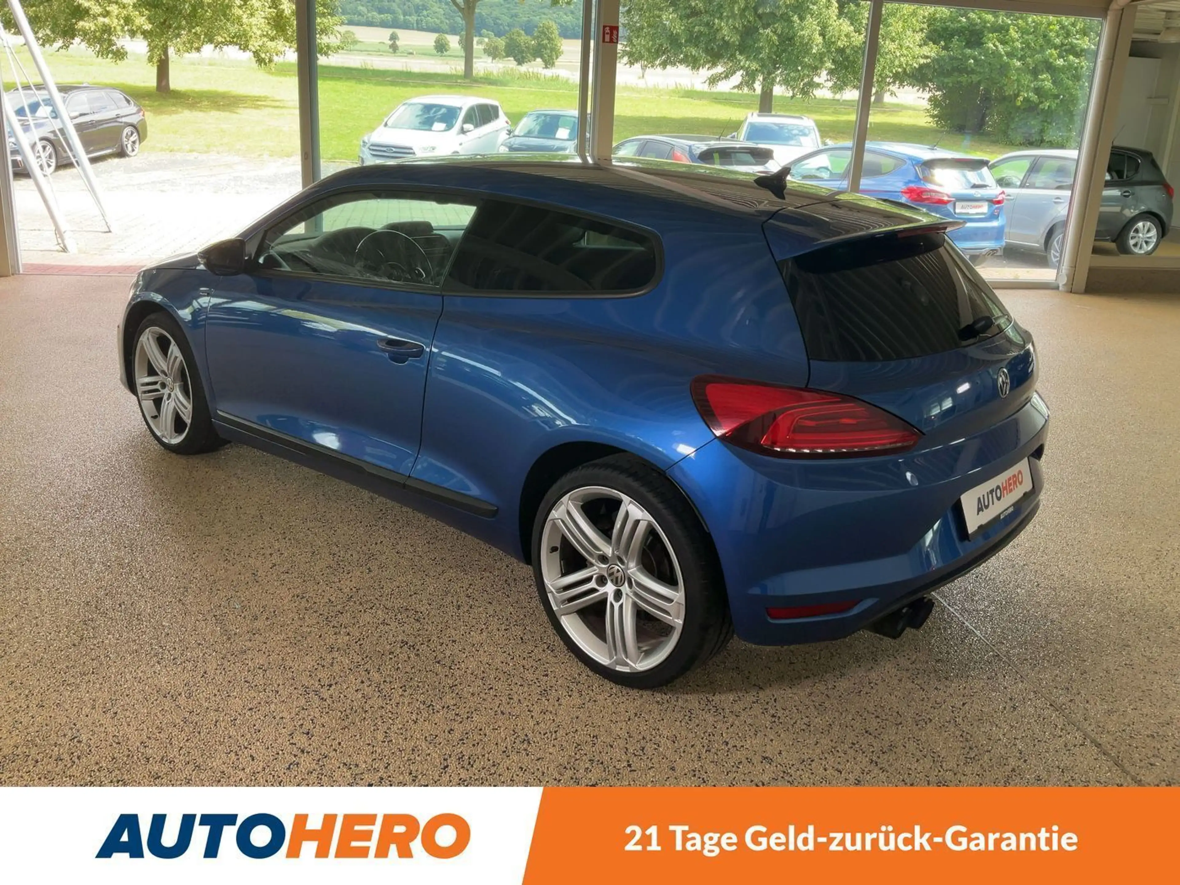 Volkswagen Scirocco 2.0 TSI Allstar BMT Aut.*NAVI*BI-XENON*TEMPO*CAM* — photo 4