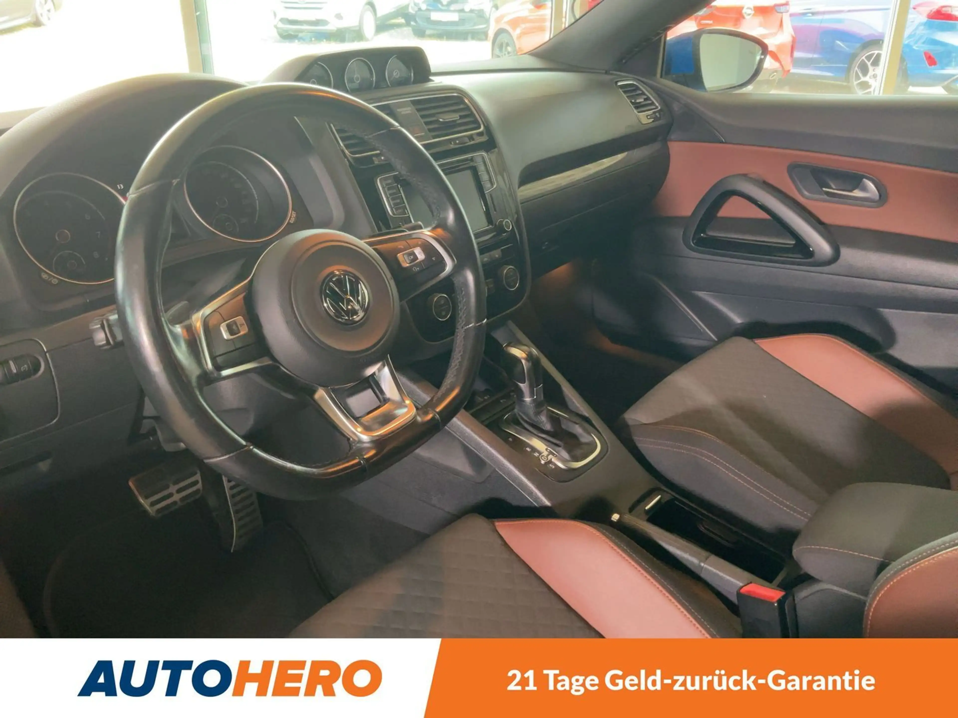 Volkswagen Scirocco 2.0 TSI Allstar BMT Aut.*NAVI*BI-XENON*TEMPO*CAM* — photo 11