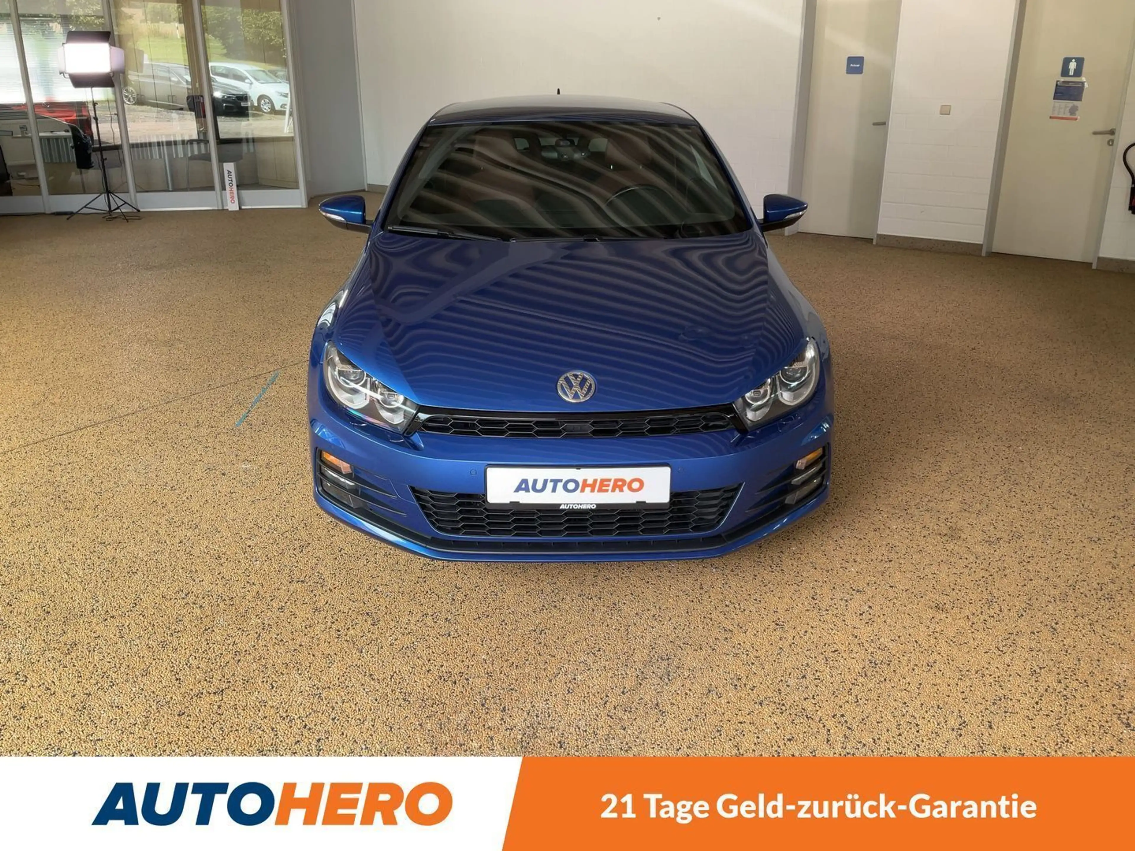 Volkswagen Scirocco 2.0 TSI Allstar BMT Aut.*NAVI*BI-XENON*TEMPO*CAM* — photo 9