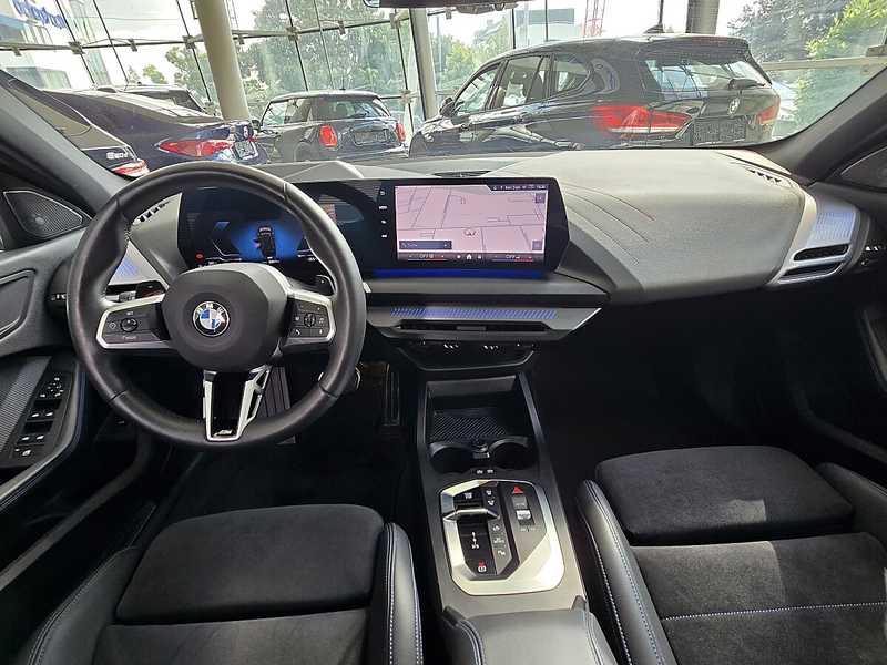 BMW 120 i Aut. F70 "M Sportpaket Pro" Head-Up/Panorama/... — photo 11