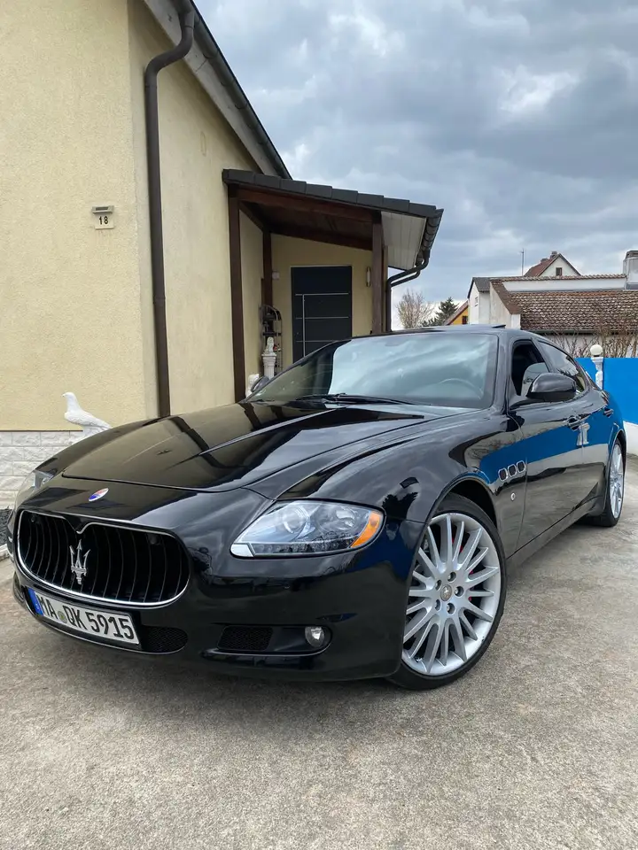 Maserati Quattroporte