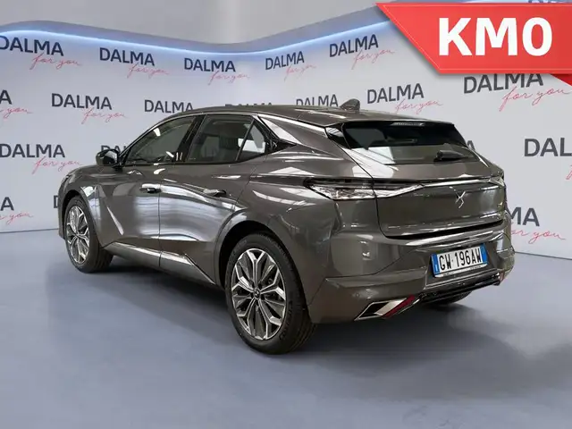 DS Automobiles DS 4 view 3