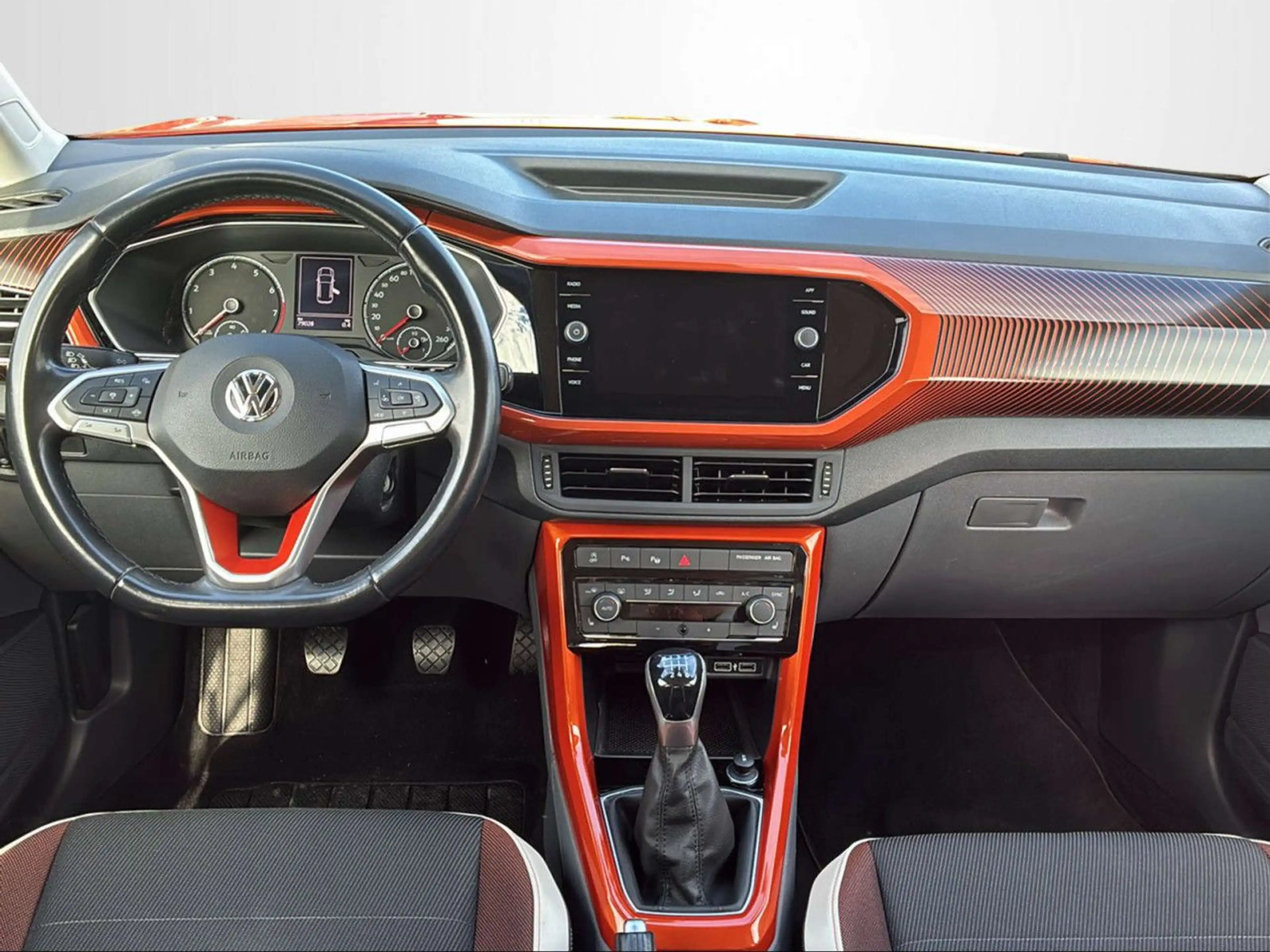 Volkswagen T-Cross 1.0 TSI STYLE LED+APP+AZV Bluetooth Klima — photo 10