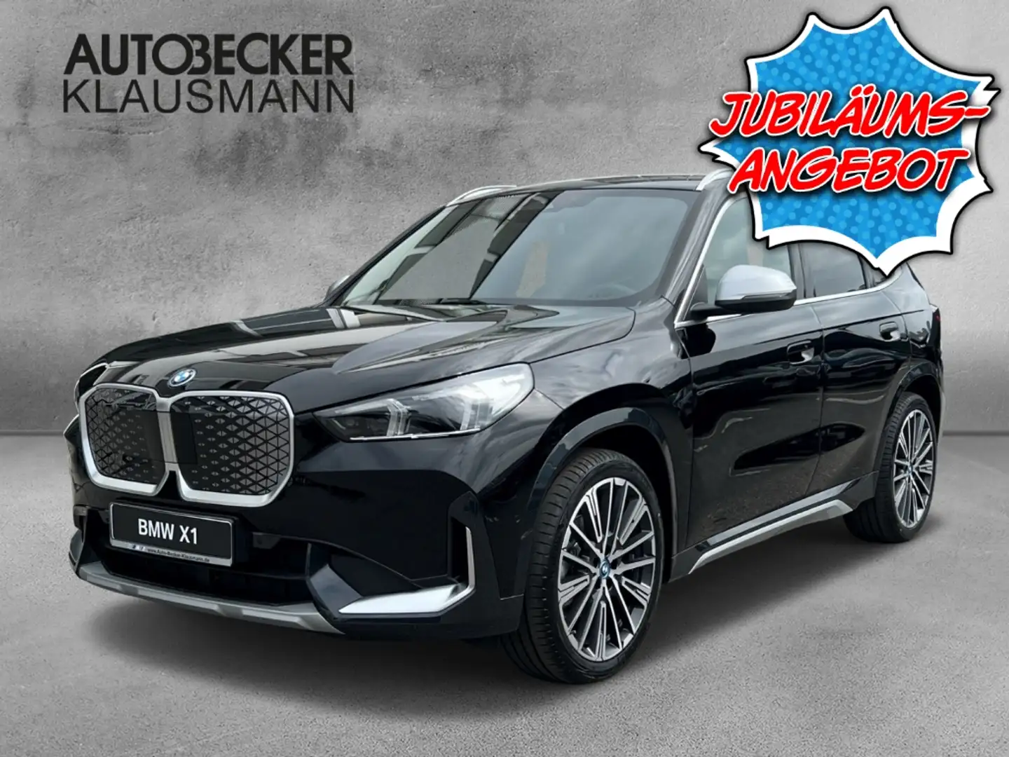 BMW iX1 eDrive20 xLine JUBILÄUMSANGEBOT Schwarz - 1