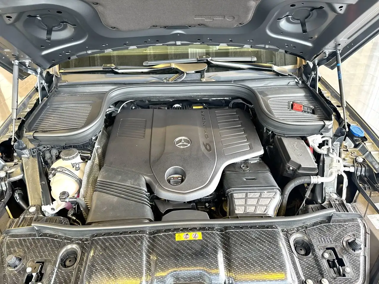 Mercedes-Benz GLE снимка Mercedes-Benz GLE