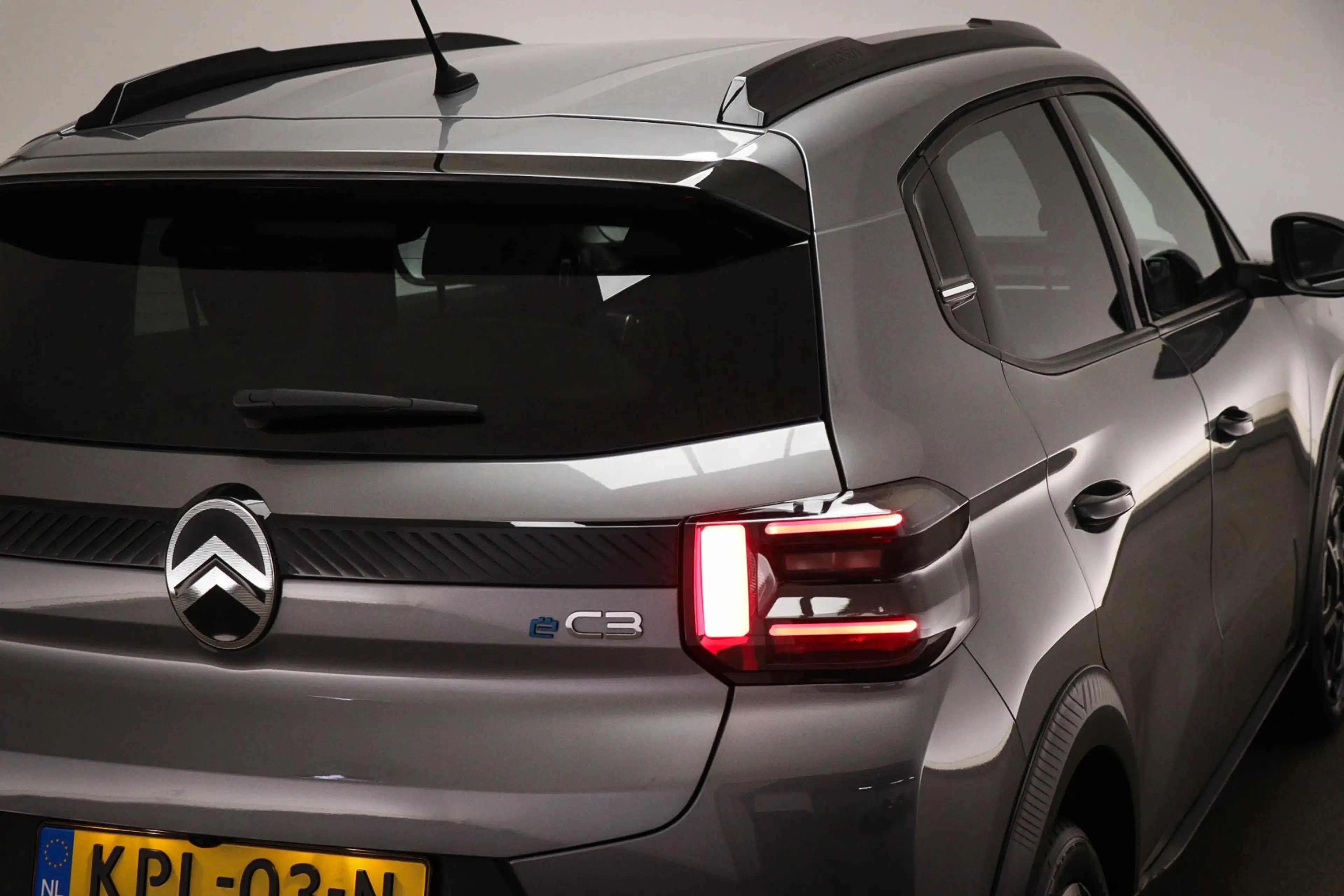 Citroen E-C3 Max 113pk 44 kWh | LED | HALF LEDER | CLIMA | DAB — photo 20