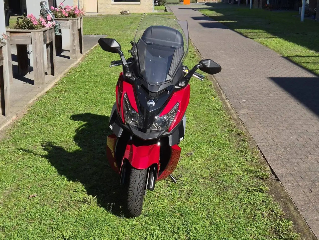 Sym Cruisym 300