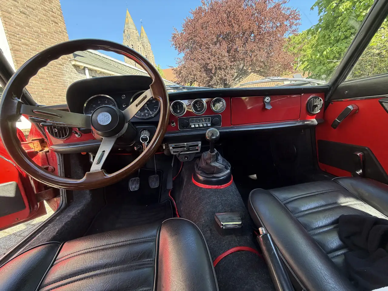 Alfa Romeo Spider 1600 Rood Gerestaureerd. Taxatierapport Aanwezig, foto 6