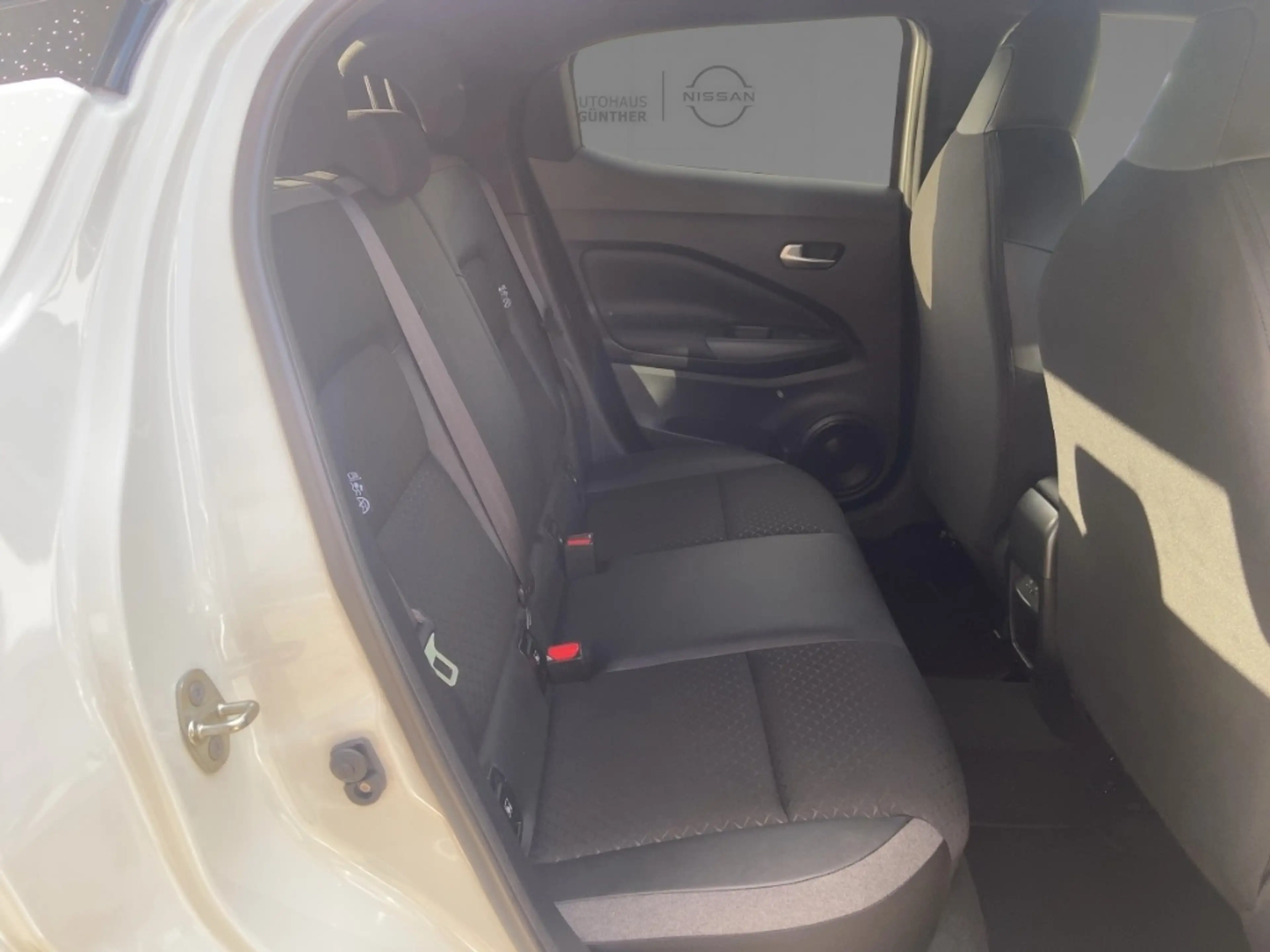 Nissan Juke N-CONNECTA 143PS Automatik NAVI/360°/PRO PILOT/WIN — photo 11