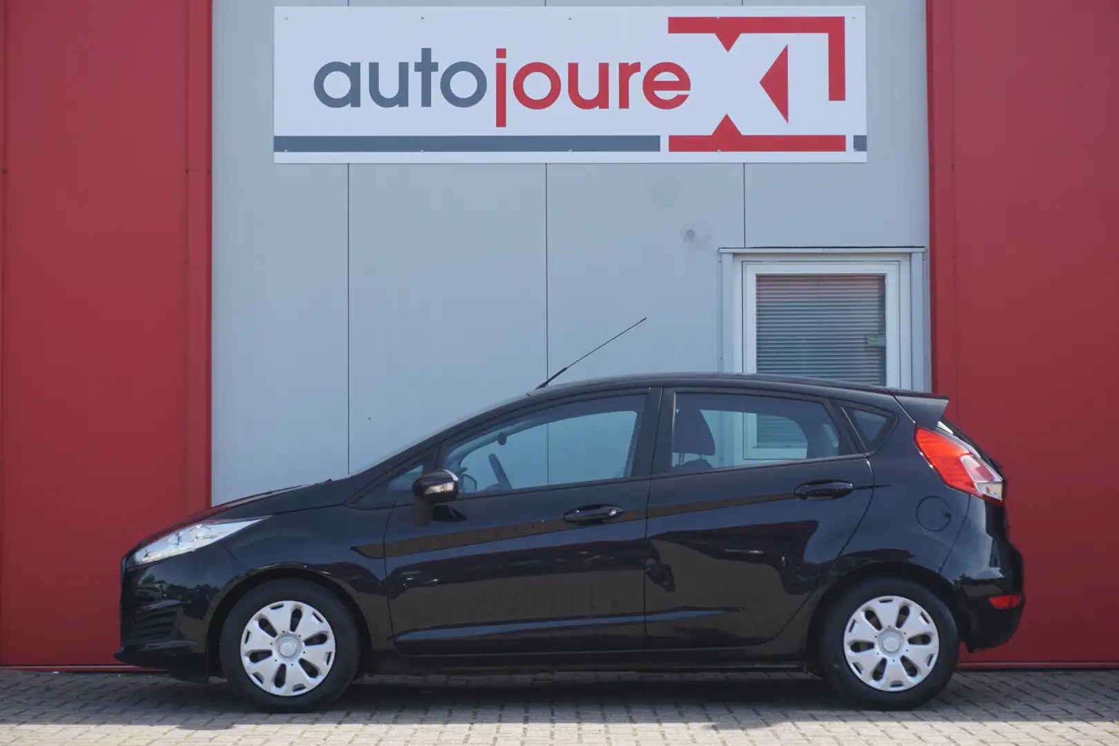 Ford Fiesta 1.5 TDCi Style Lease Zwart - 2