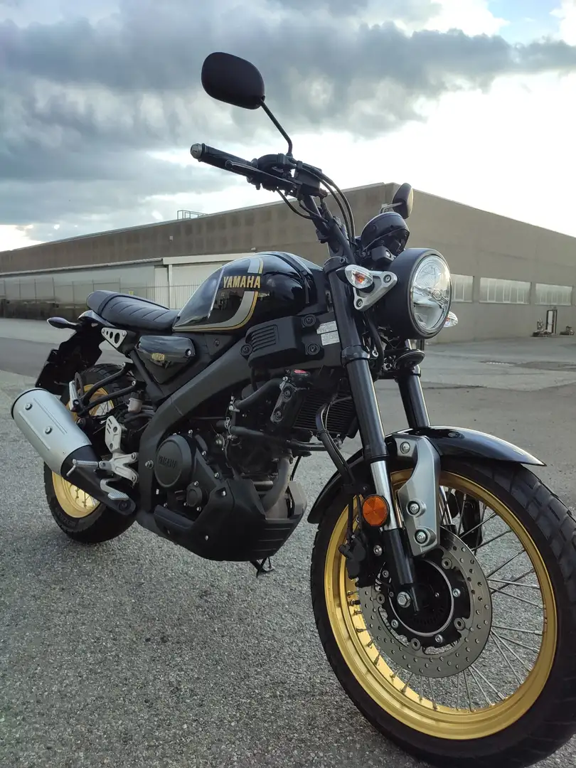 Yamaha XSR 125 Legacy Чорний - 2
