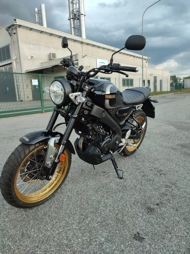 Yamaha XSR 125 Legacy Чорний - 1
