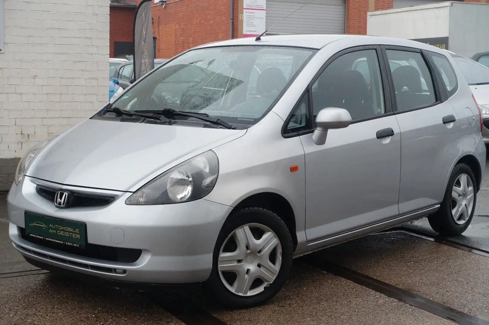 Honda Jazz 1.4 LS//KLIMA//ANHÄNGERKUPPLUNG//TÜV 10/26 Silber - 2