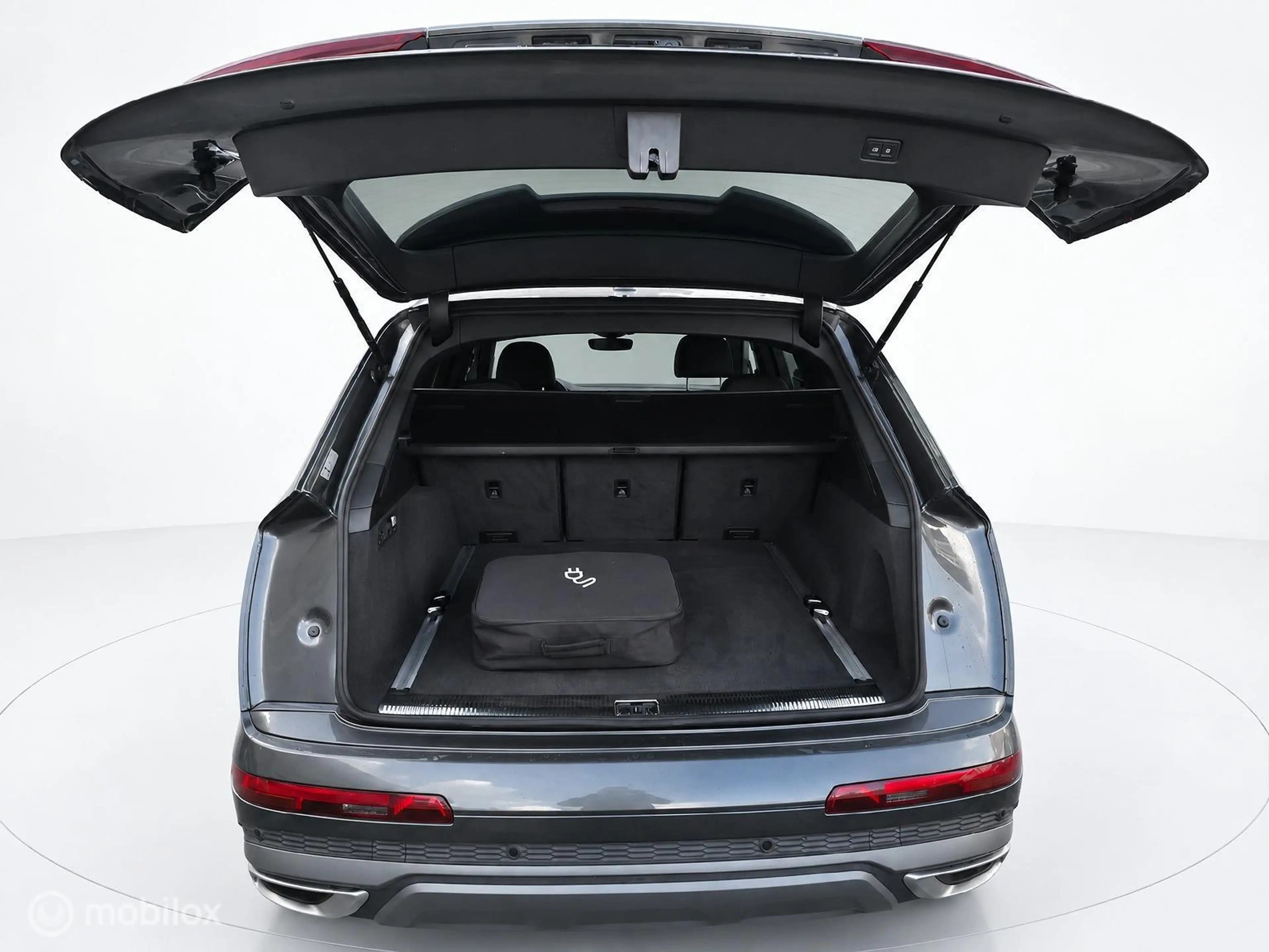 Audi Q7 55 TFSI e quattro 2021 S-LINE/ACC/CARPLAY/TREKHAAK — photo 8