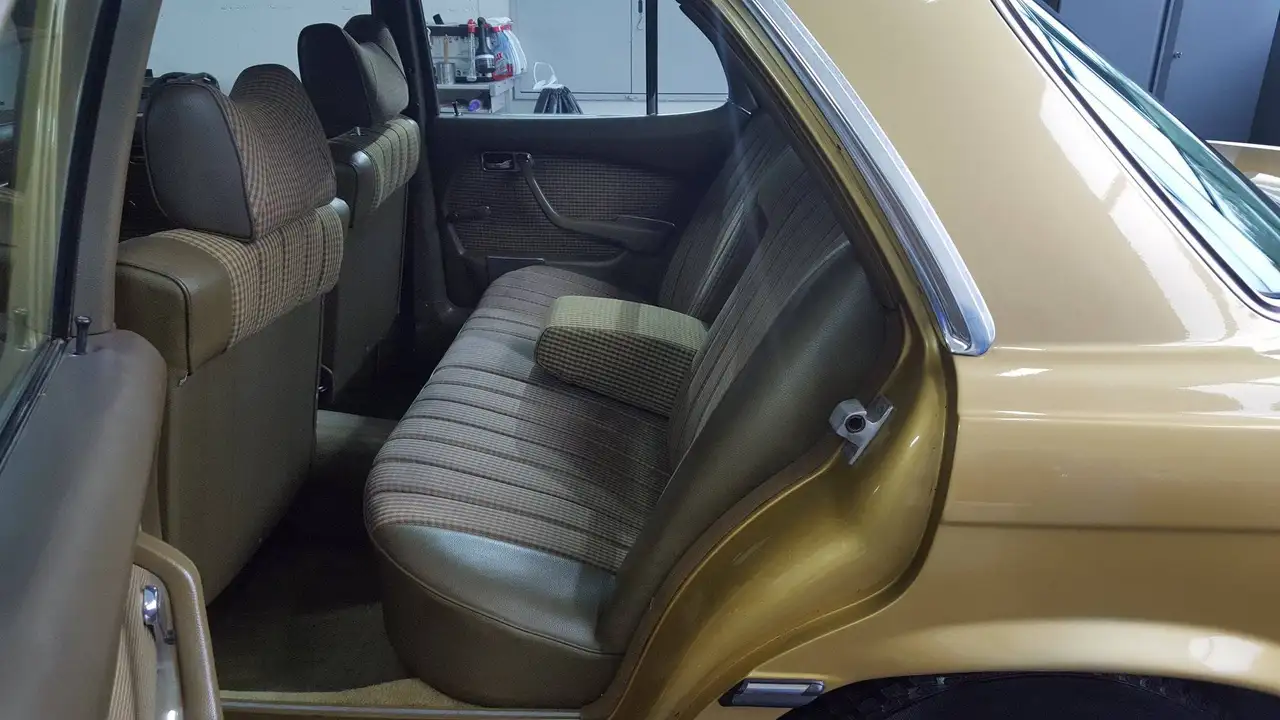 Mercedes-Benz 350 SE, foto 9