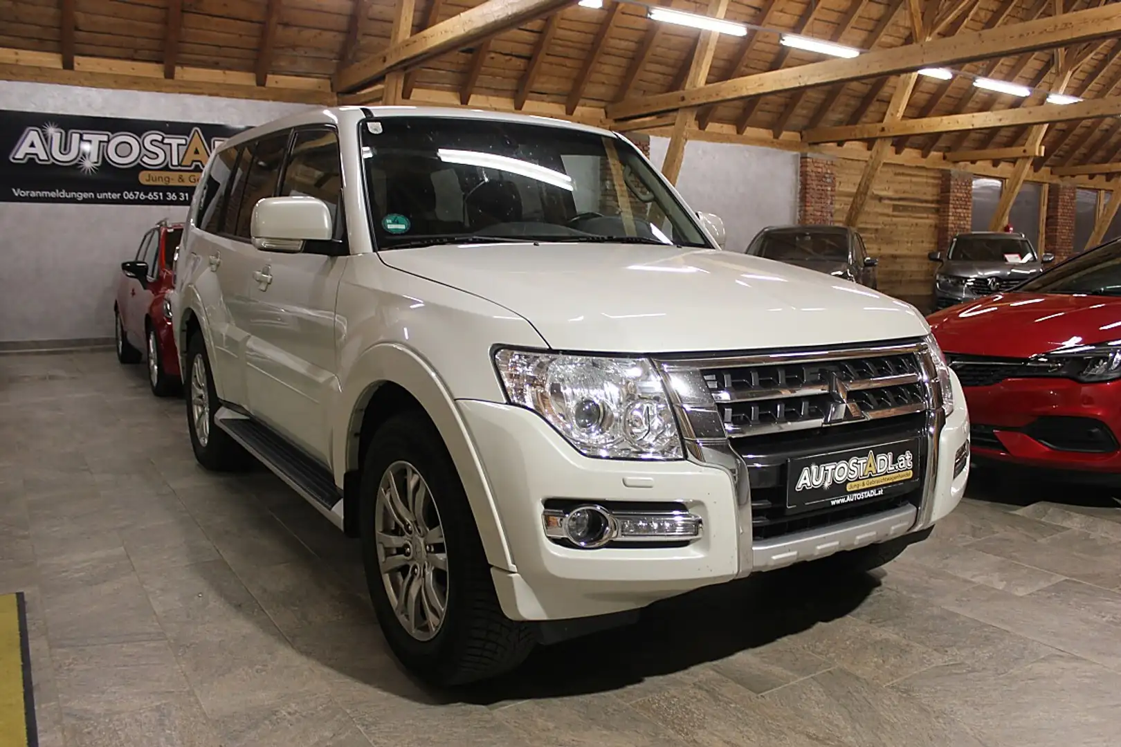 Mitsubishi Pajero 3.2 DI-D Comfort Line/7-Sitzer-LANG-KAMERA-TOP!!! Weiß - 2
