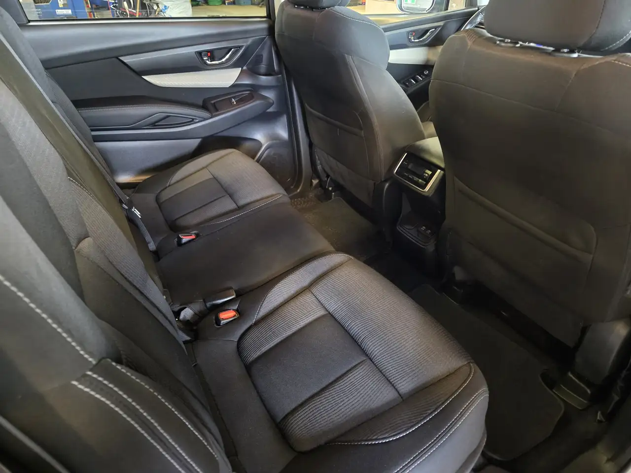 Subaru Ascent photo Subaru Ascent
