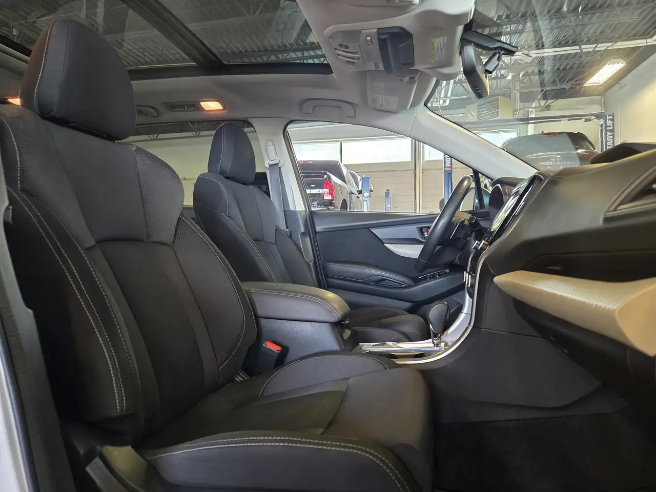 Subaru Ascent photo Subaru Ascent