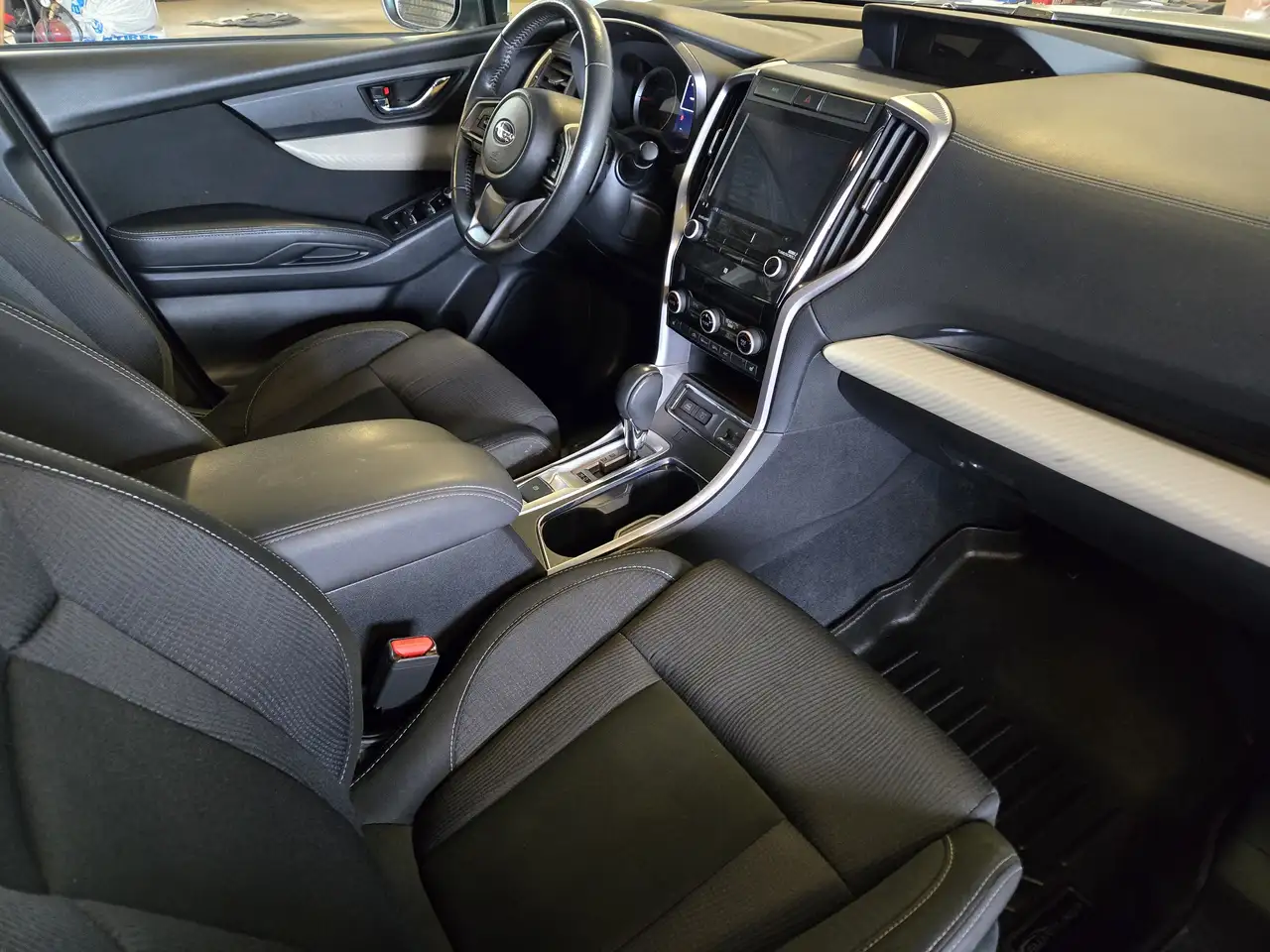 Subaru Ascent photo Subaru Ascent