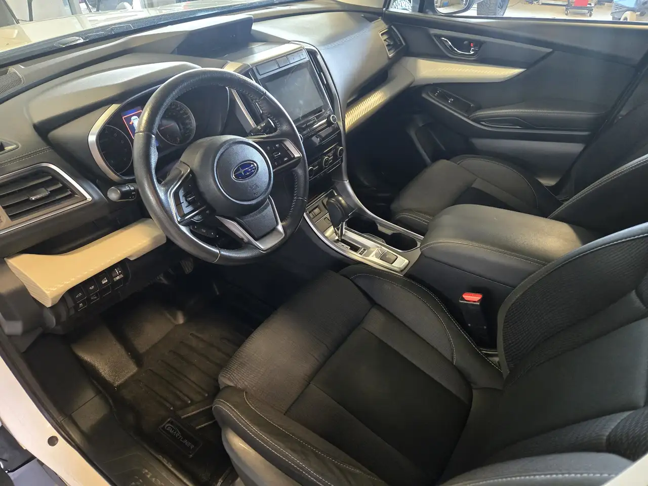 Subaru Ascent photo Subaru Ascent