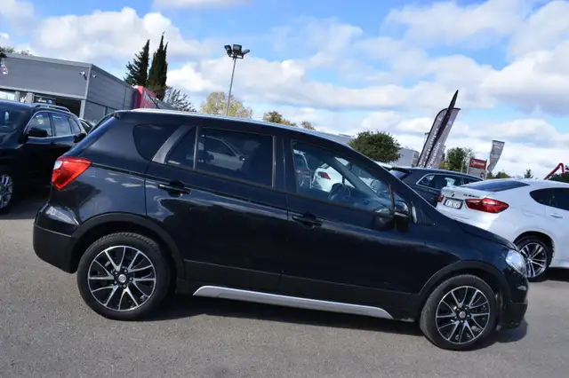 Suzuki SX4 S-Cross view 8