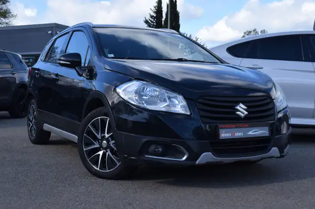 Suzuki SX4 S-Cross view 13