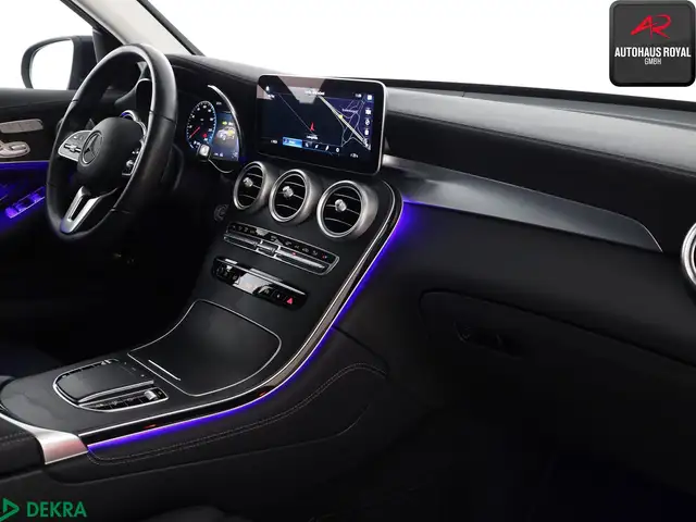 Mercedes-Benz GLC view 11