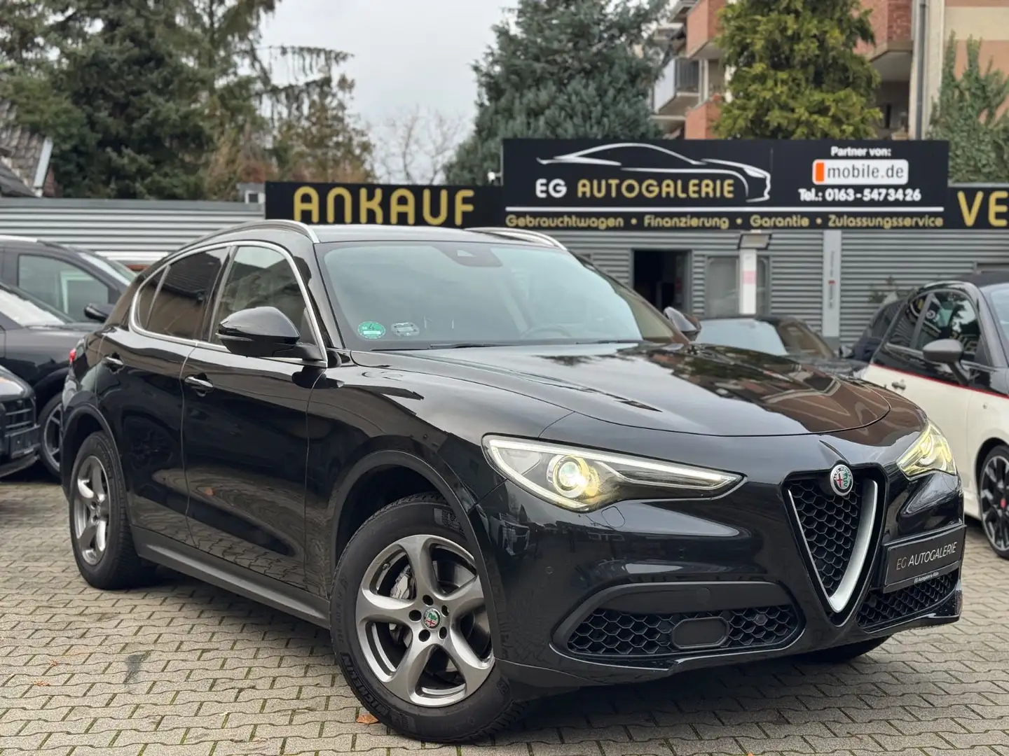 Alfa Romeo Stelvio Super Q4 *Scheckheft*Zahnrimen*Kamera Nero - 2