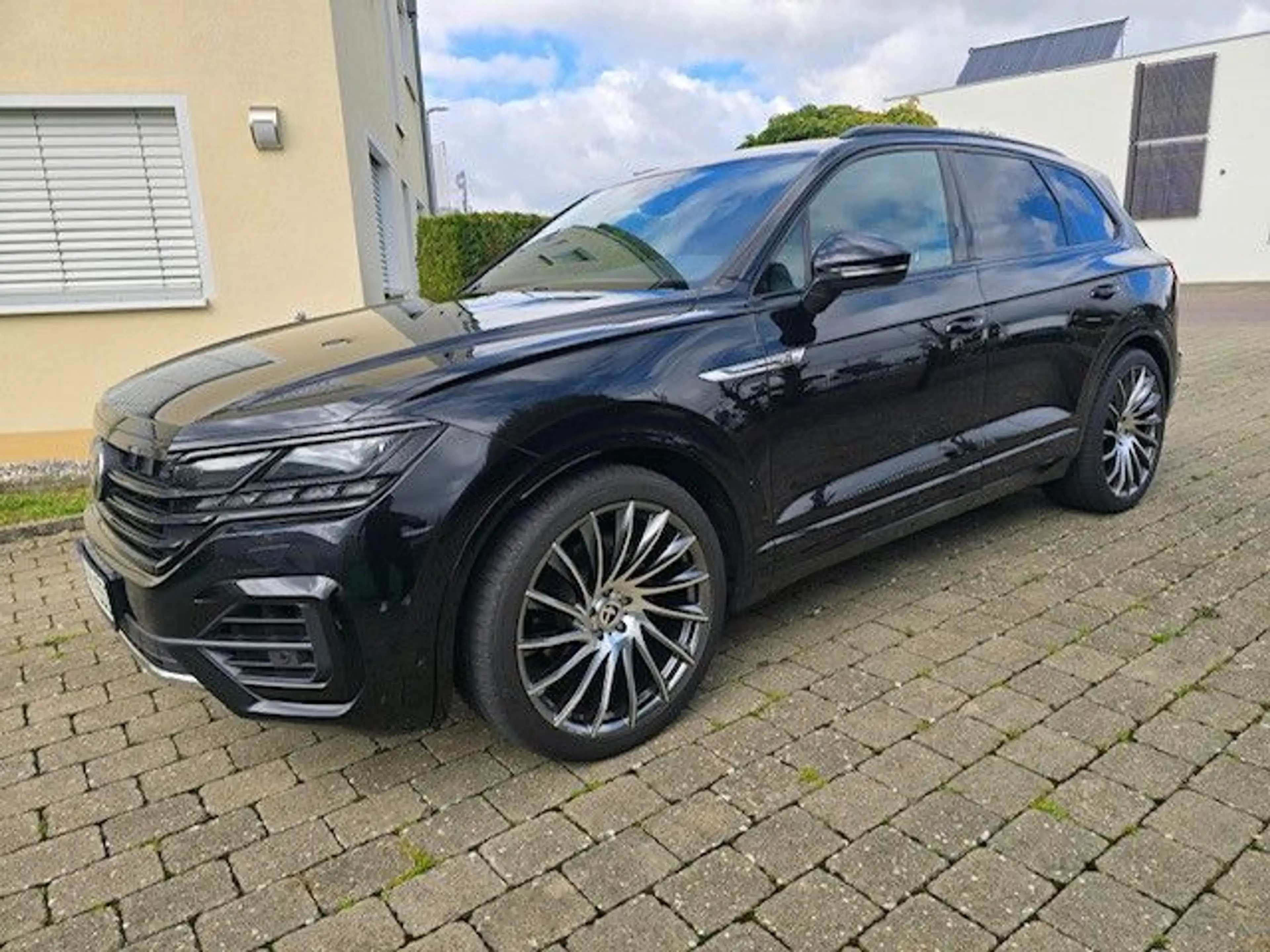 Volkswagen Touareg R-Line 4Motion*** Vollausstattung*** — photo 3