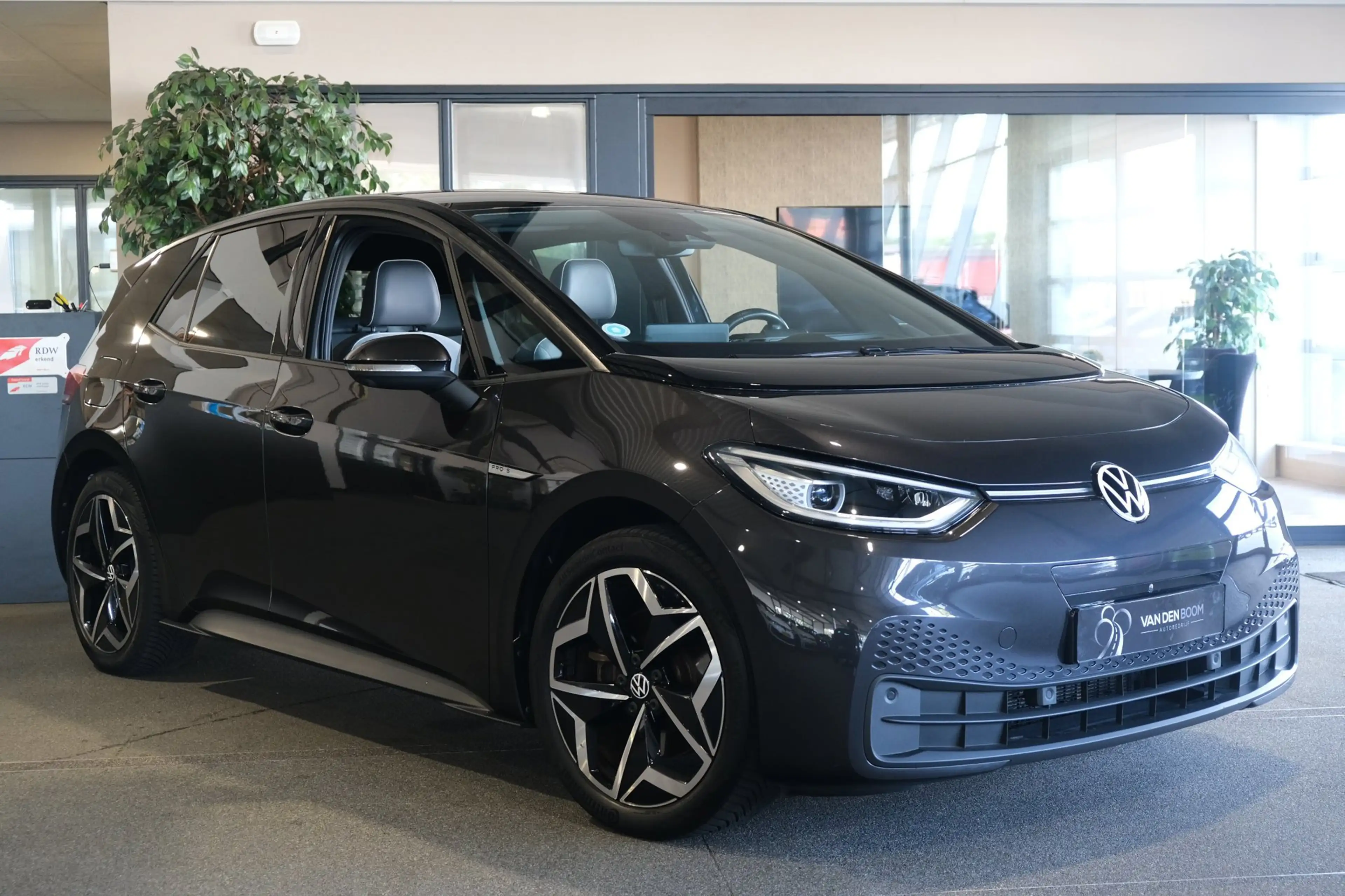 Volkswagen ID.3 Pro S 77 kWh SOH 90% Led Navi Sfeer — photo 6