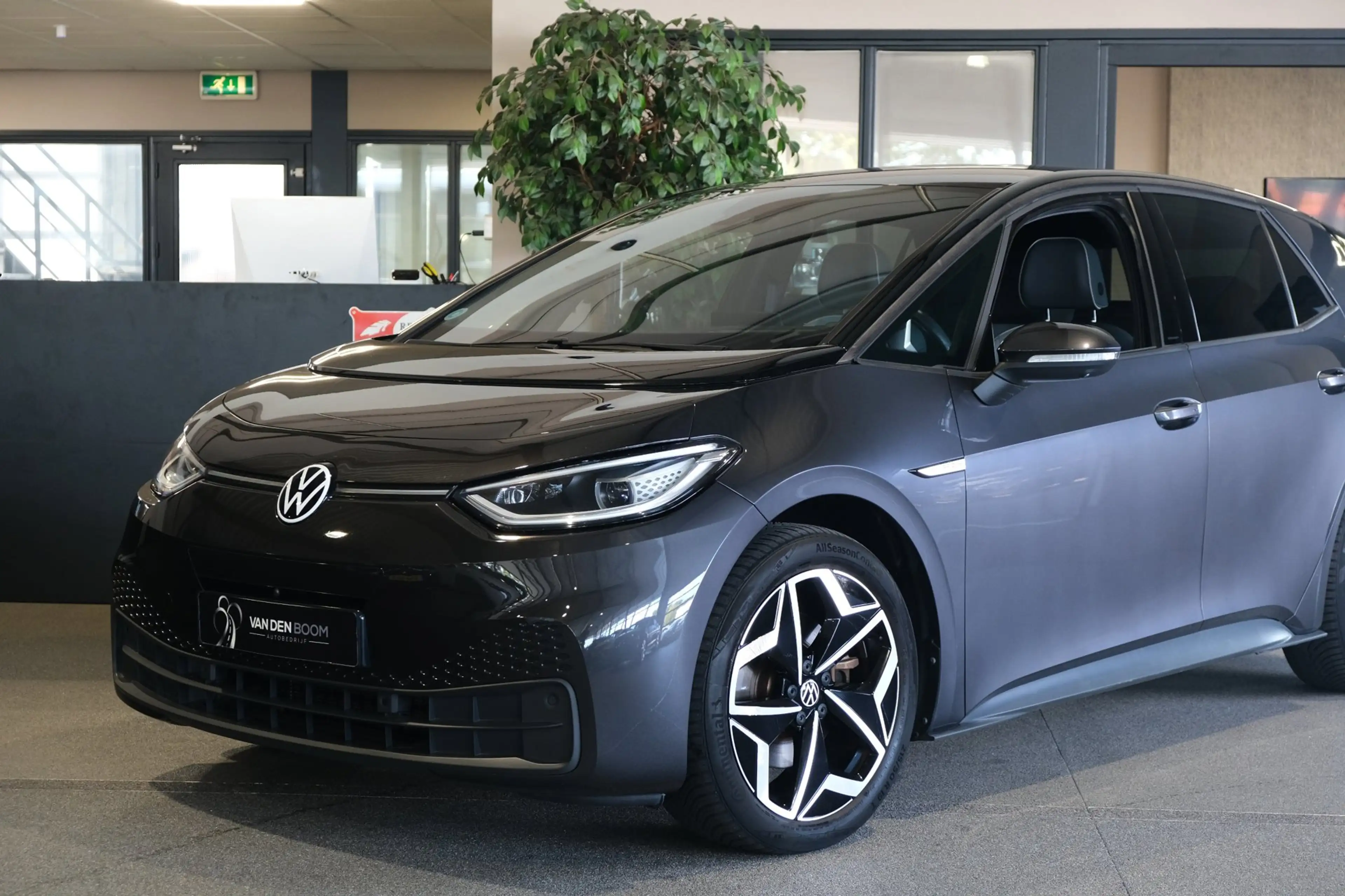 Volkswagen ID.3 Pro S 77 kWh SOH 90% Led Navi Sfeer — photo 13
