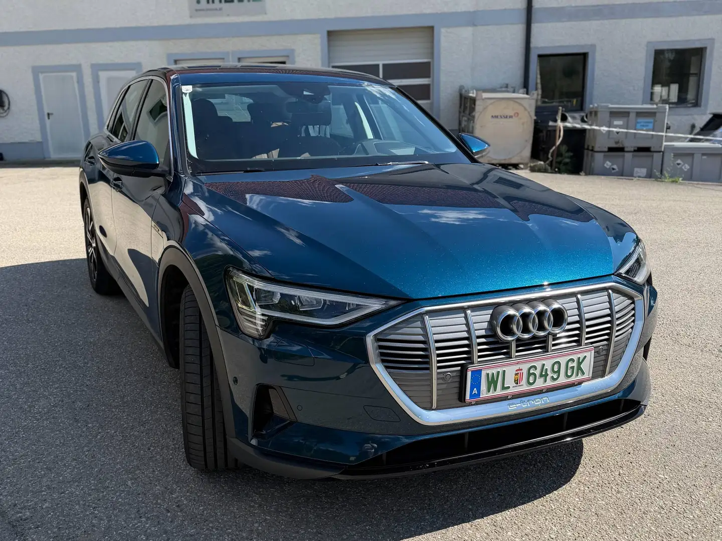 Audi e-tron e-tron 55 quattro 95kWh Business Business Blau - 2