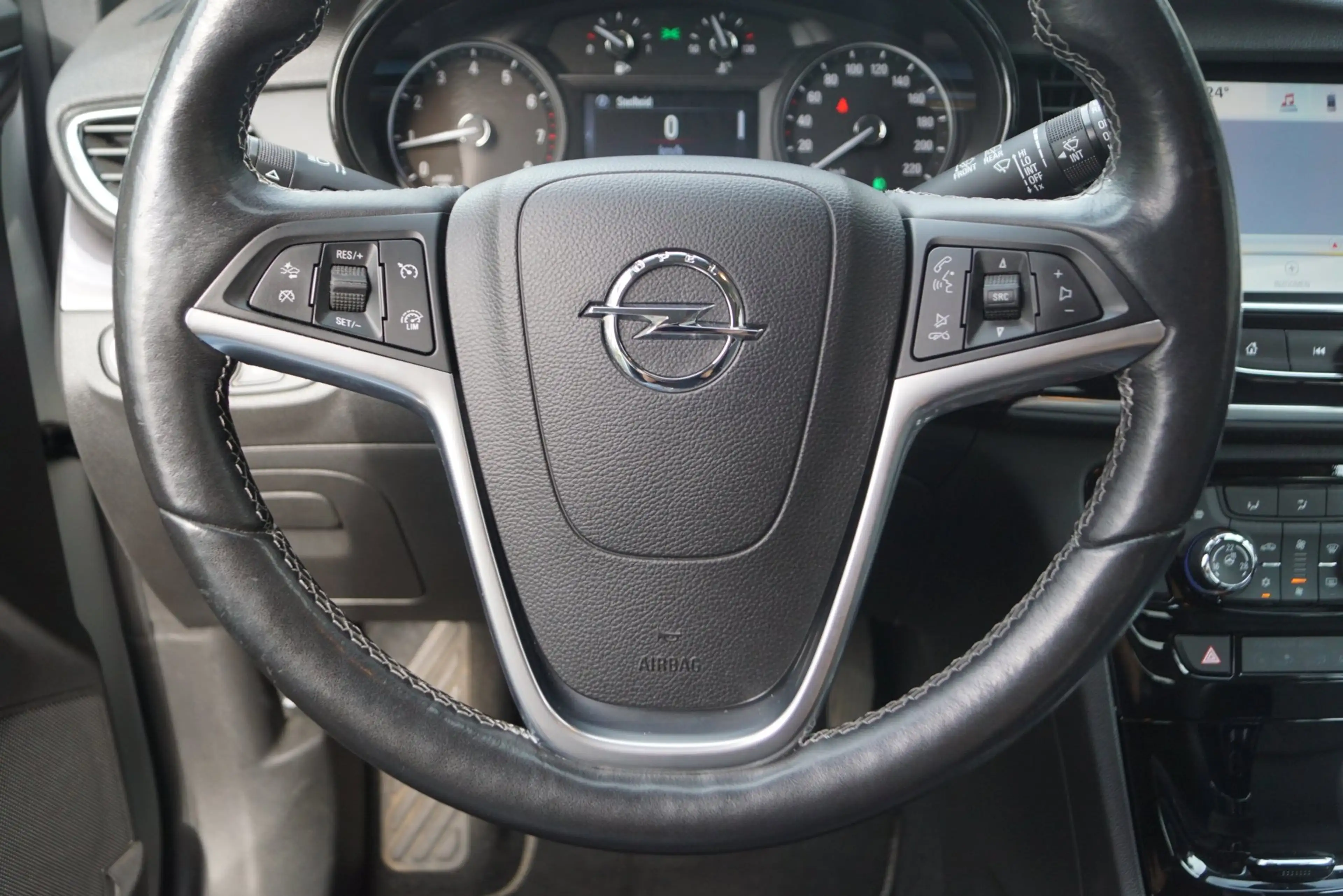 Opel Mokka X 1.4 Turbo Innovation Autom Schuifkdak Leder Sports — photo 17