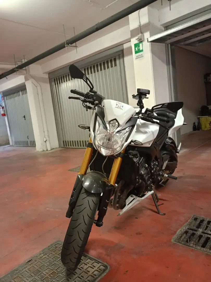 Yamaha FZ 8 Bianco - 1