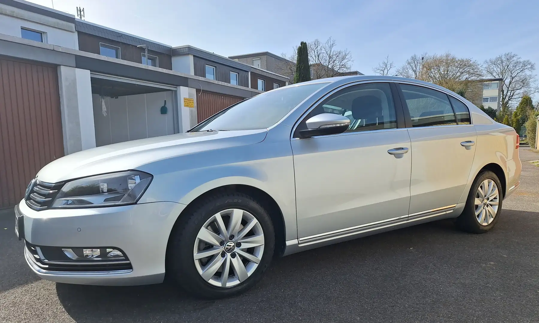 Volkswagen Passat 1,8 TSI Srebrny - 1