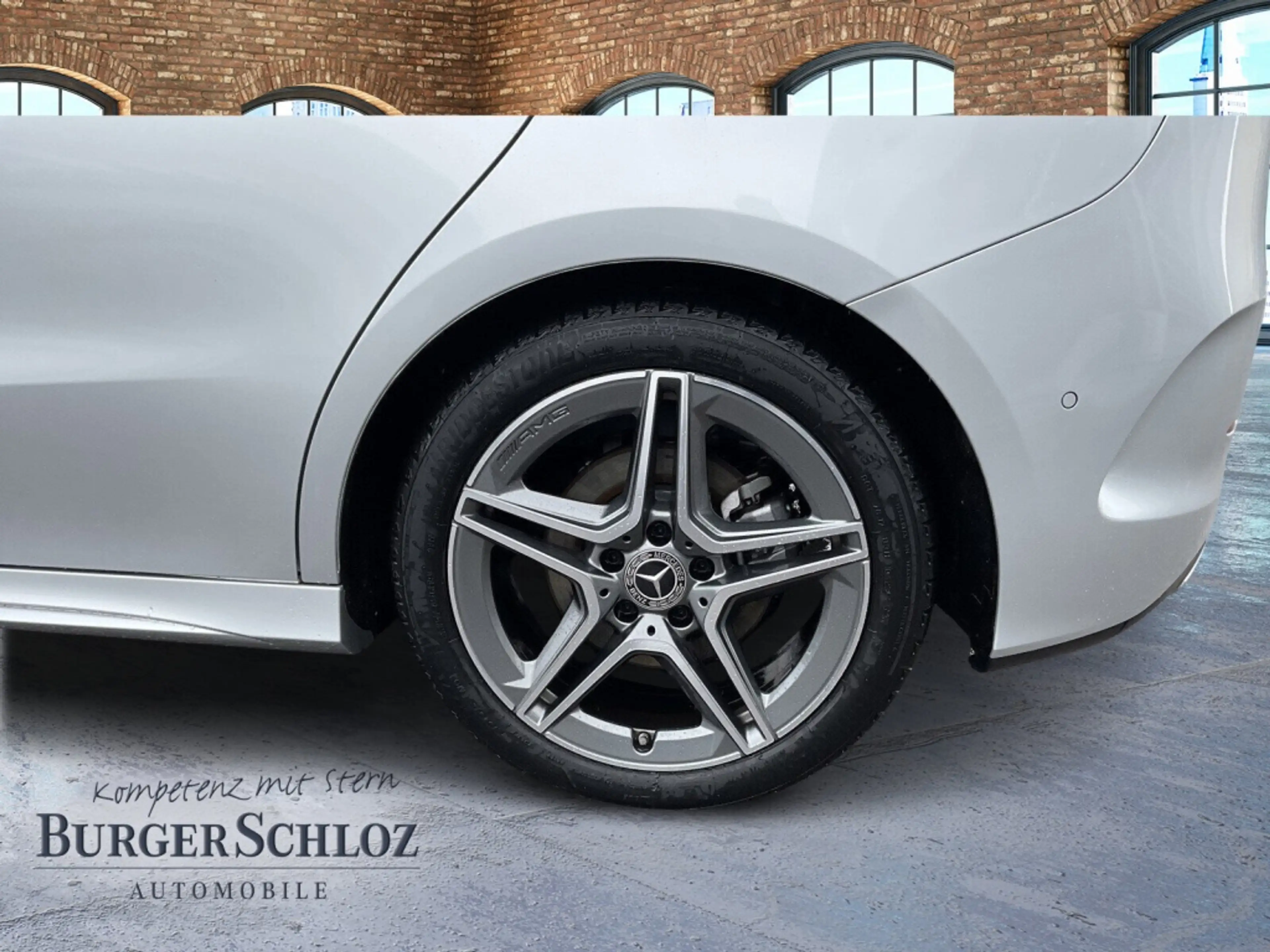 Mercedes-Benz B 220 4M AMG/AHK/RFK/TW/LED — photo 8