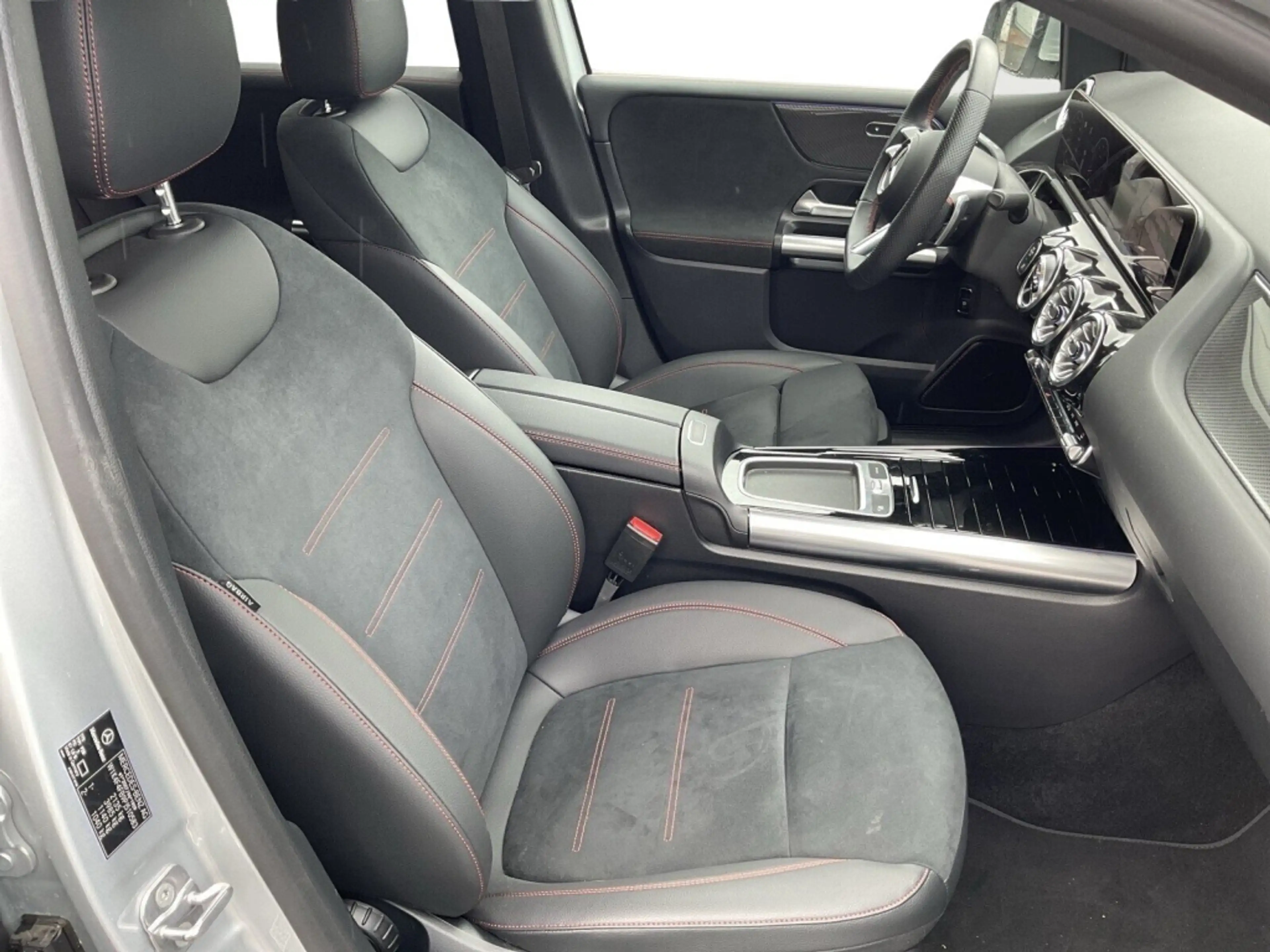 Mercedes-Benz B 220 4M AMG/AHK/RFK/TW/LED — photo 11