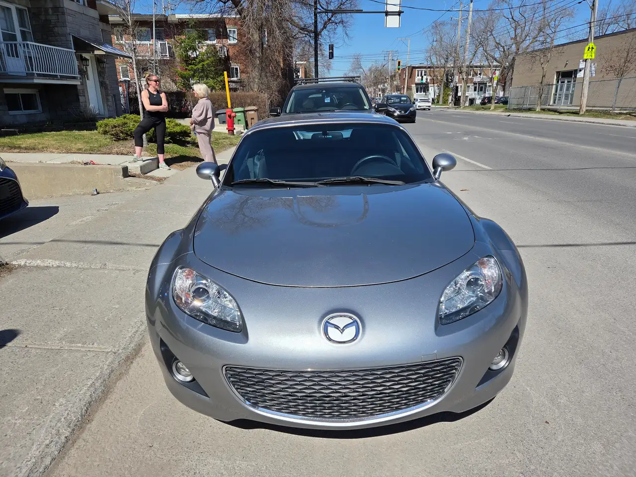Mazda MX-5 Miata снимка Mazda MX-5 Miata