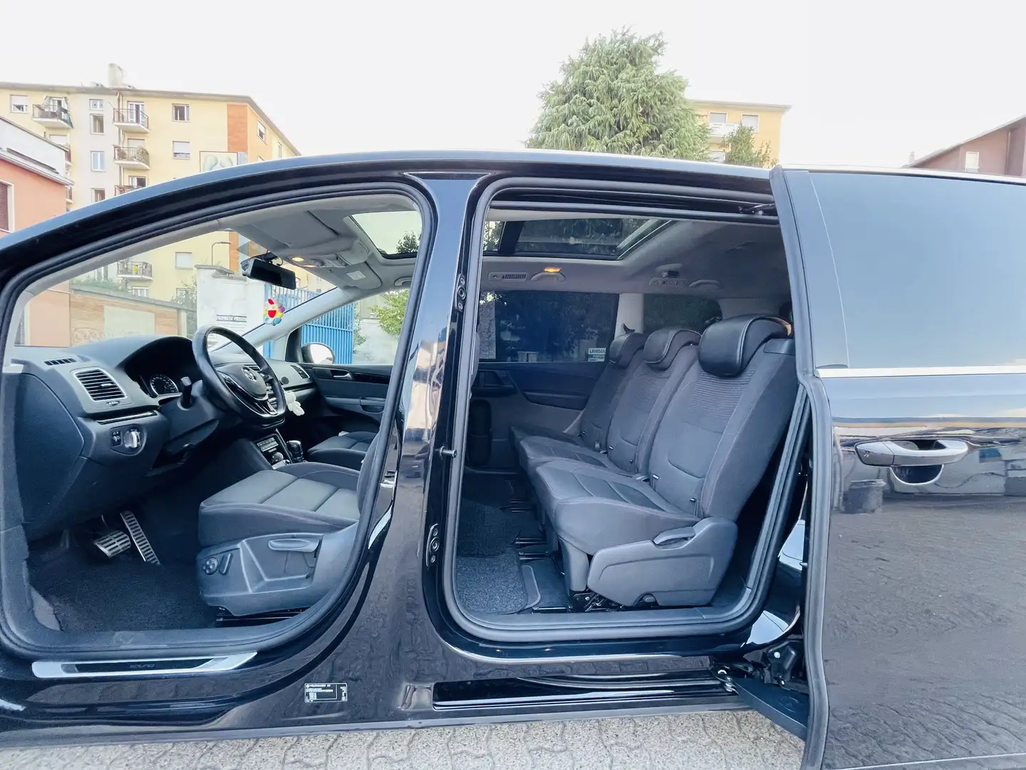 Volkswagen Sharan SHARAN 2.0 TDI 184 CV SCR DSG HIGHLINE Nero - 2