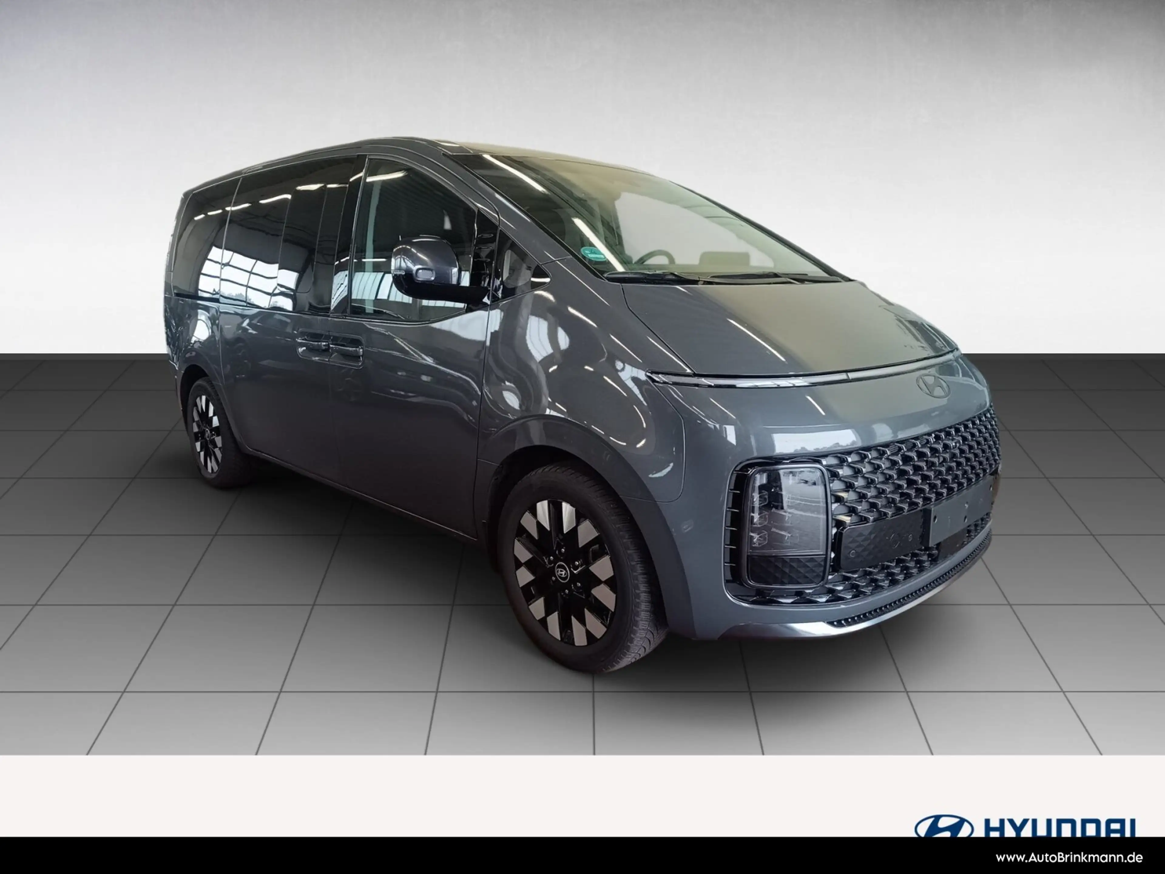 Hyundai STARIA Staria 1.6 T-GDI Hybrid Signature 2WD (7-Sitzer) — photo 3