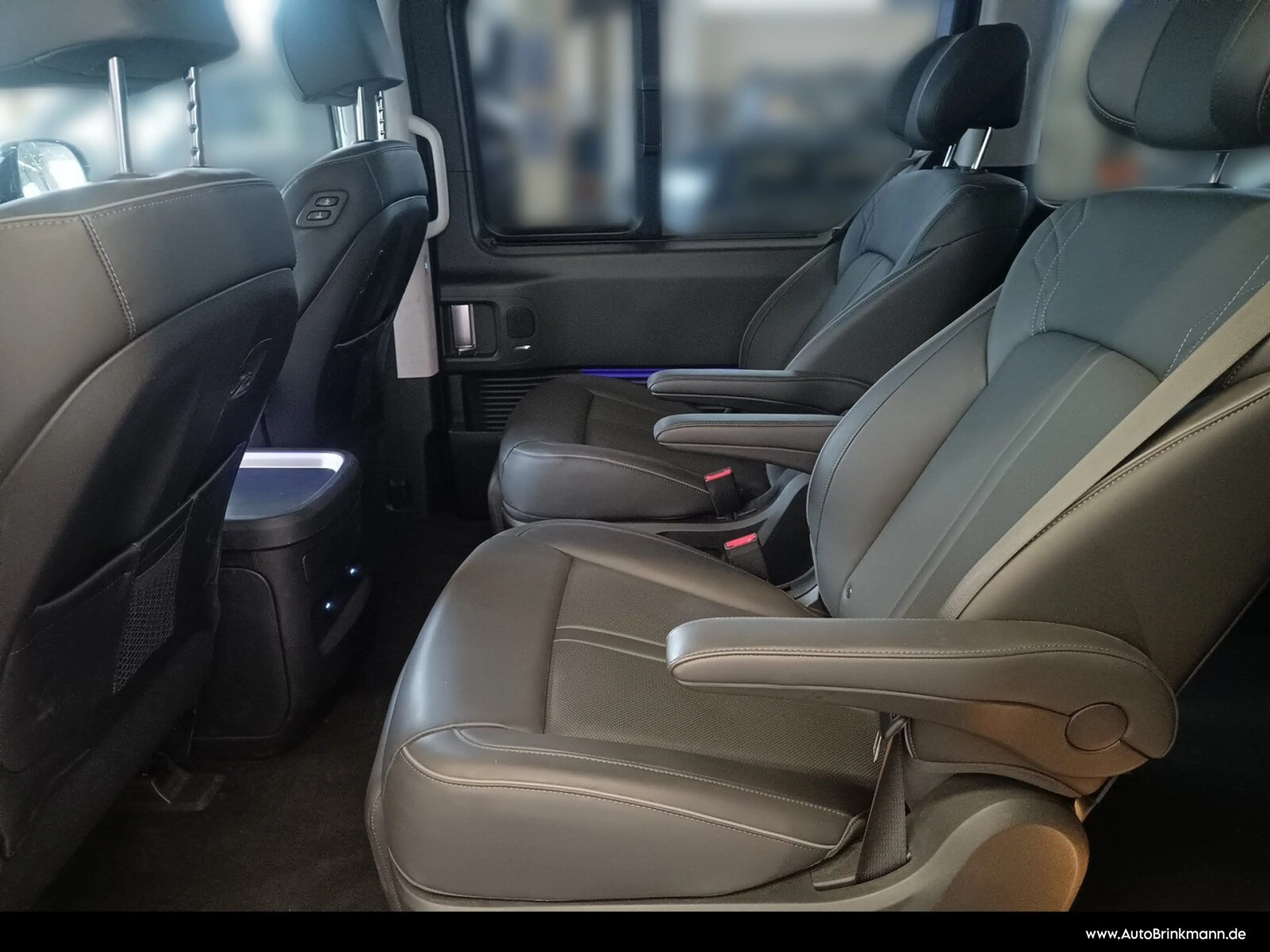 Hyundai STARIA Staria 1.6 T-GDI Hybrid Signature 2WD (7-Sitzer) — photo 10