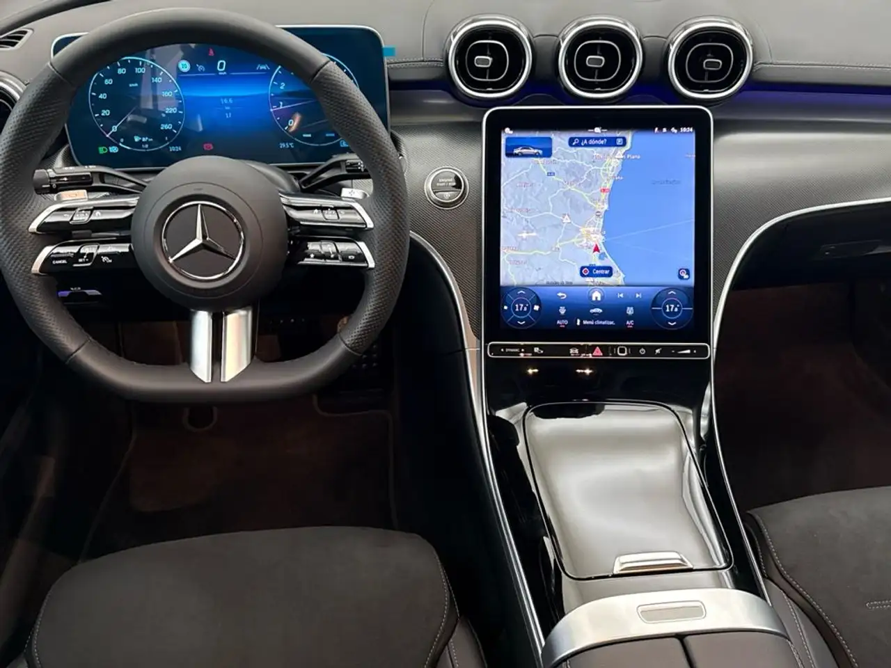 Mercedes-Benz C-Class 2026 — фото 8