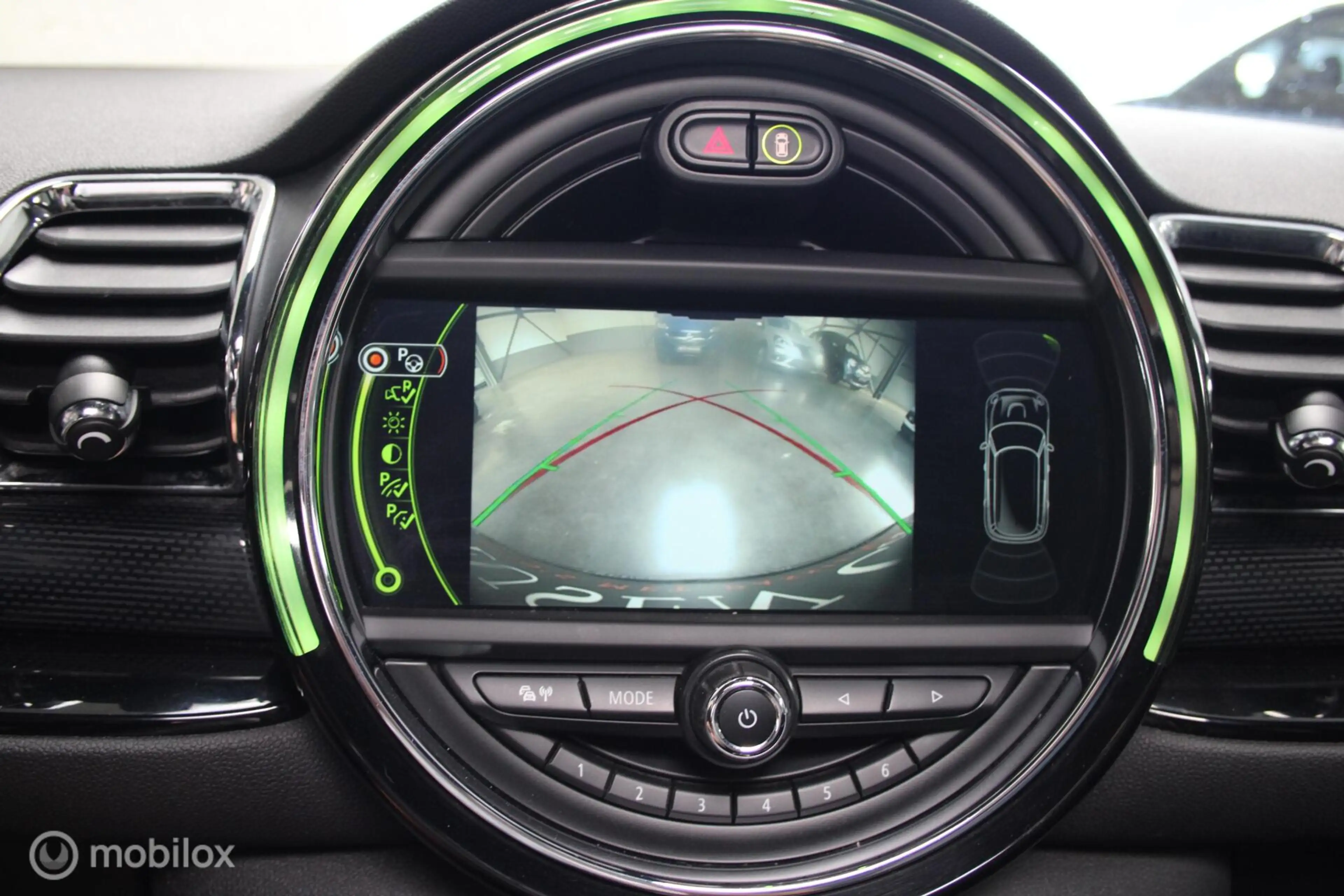 MINI Cooper S Clubman 2.0 Chili Serious Business — photo 29